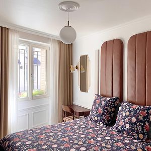Kamer met een Queen Size Bed